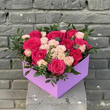 Цветочная композиция из Розы в коробке в Саввино