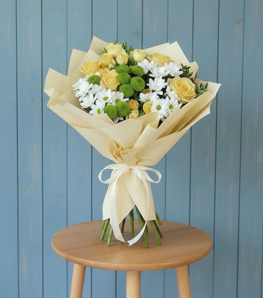 Букет цветов из: Хризантемы и Розы в Саввино