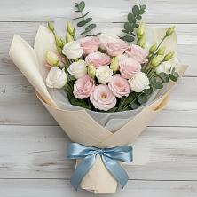 Букет цветов из:  Лизиантусы в Саввино