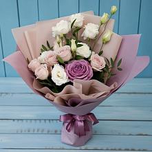 Букет цветов из:  Розы и Лизиантусы в Саввино