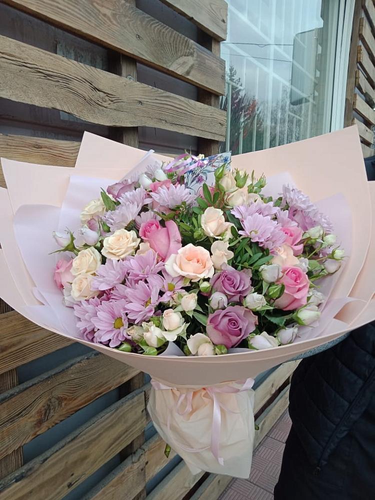 Букет цветов из: Розы и Хризантемы в Саввино