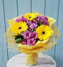 Букет цветов из:  Хризантемы и Герберы в Саввино