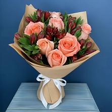 Букет цветов из:  Розы и Альстромерии в Саввино