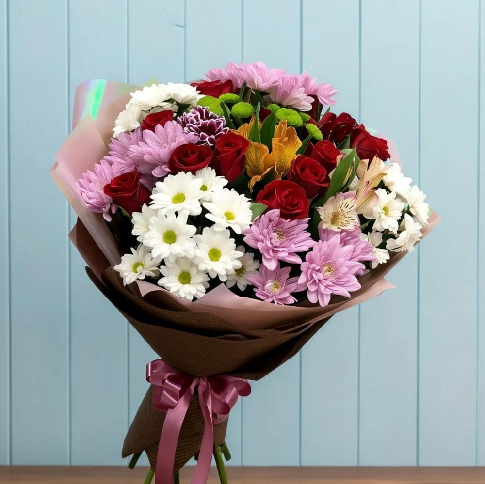 Букет цветов из: Розы, Хризантемы и Альстромерии в Саввино