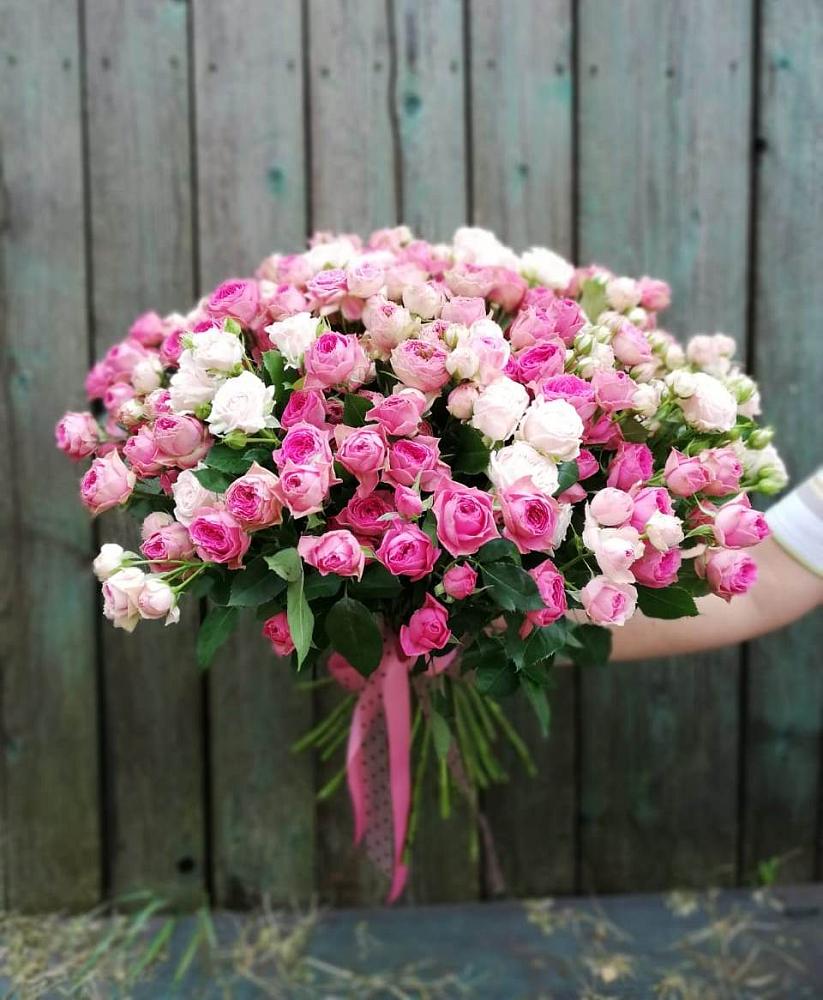 Букет Розовые кустовые розы Натали и Лав Лидия в Саввино